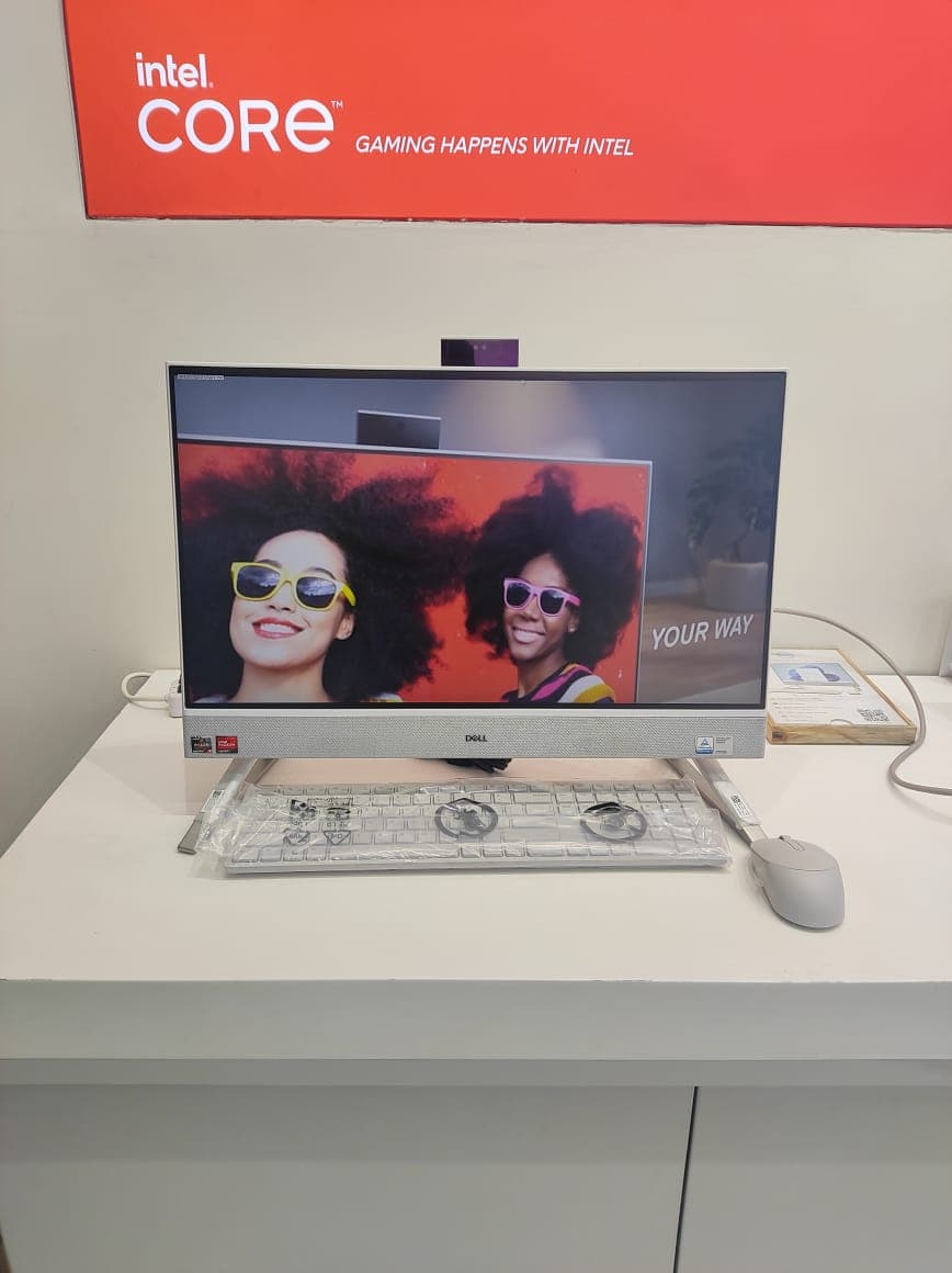 Dell Exclusive Store Sector — photo 4