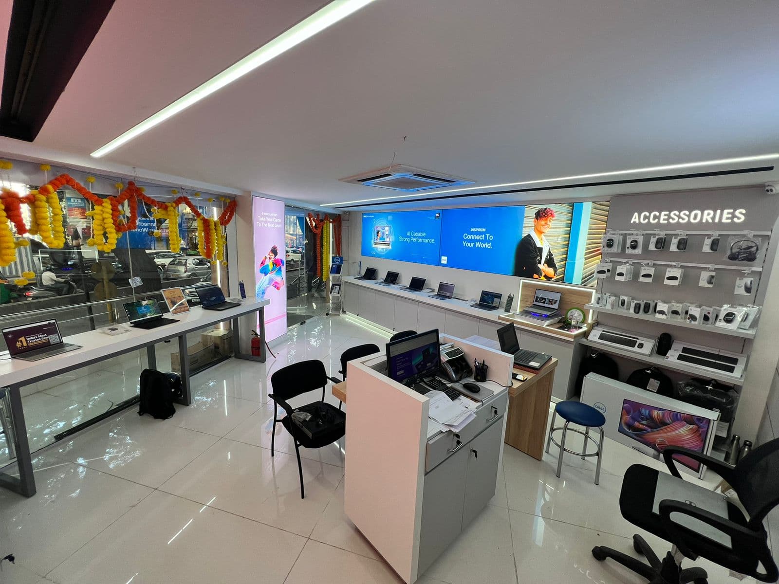 Dell Exclusive Store New BEL Road, Mathikere — photo 5