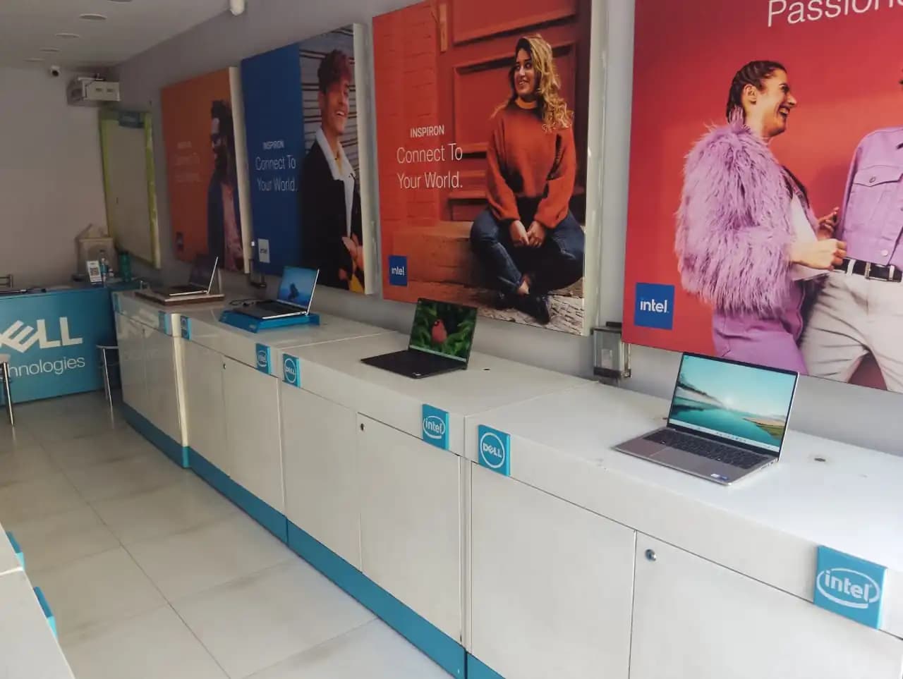 Dell Exclusive Store Durgapuri, Delhi — photo 1