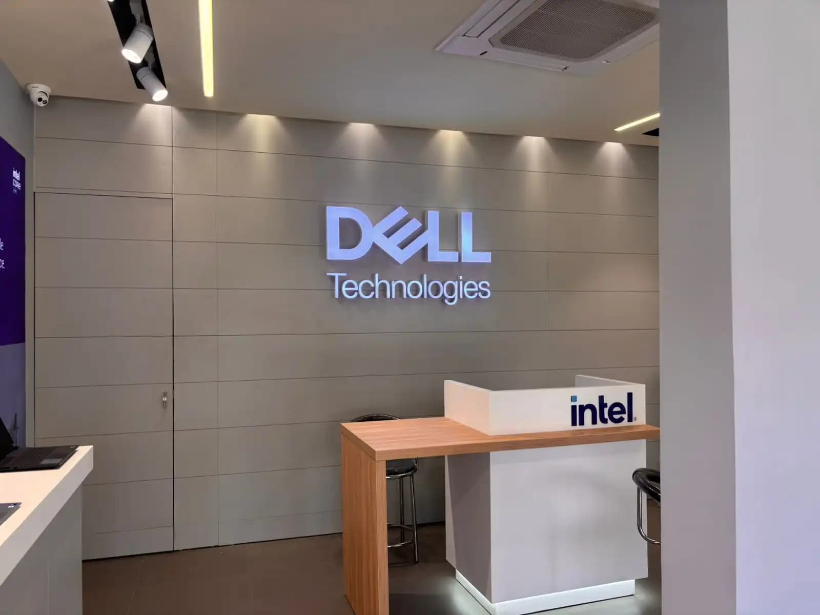 Dell Exclusive Store Model Gram, Ludhiana — photo 2