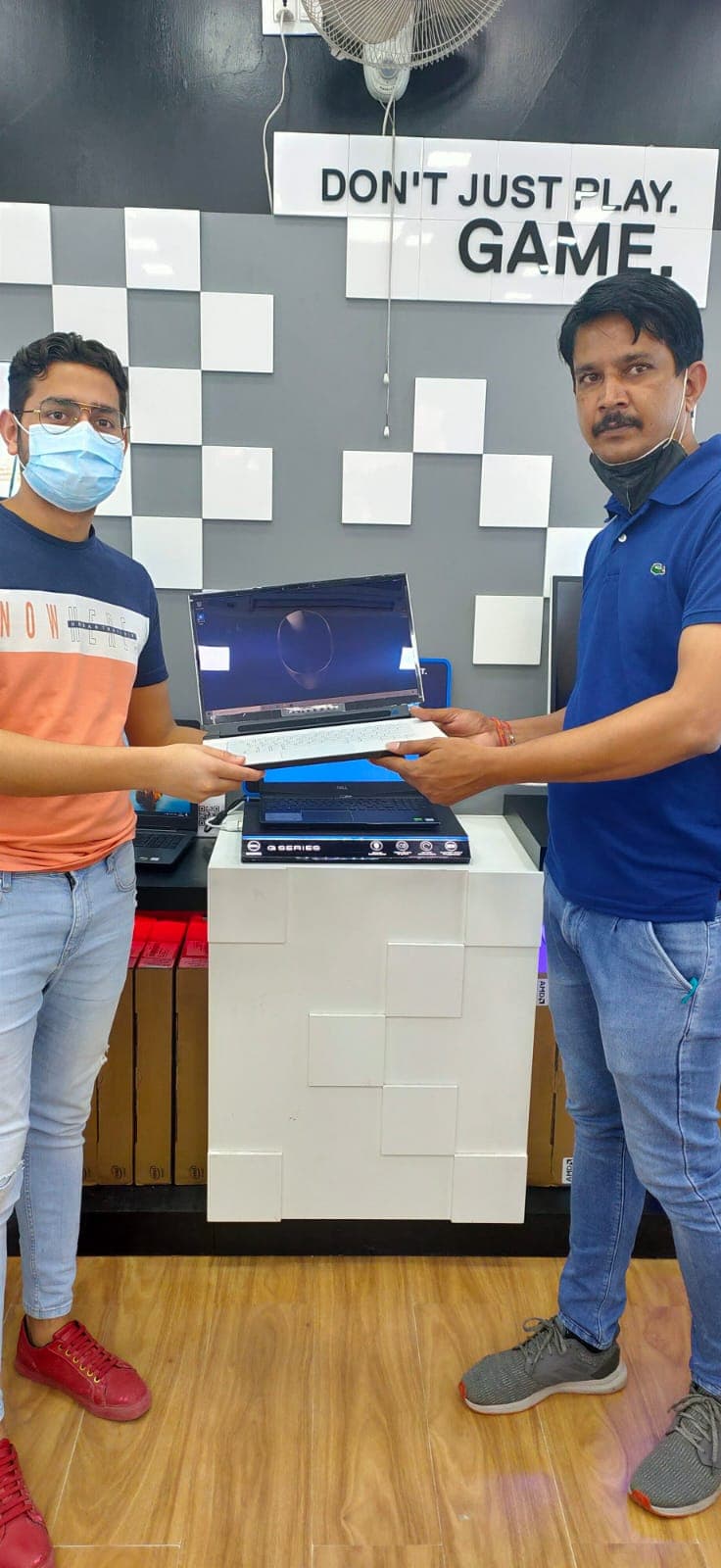 Dell Exclusive Store Bajaj House, Nehru Place — photo 4