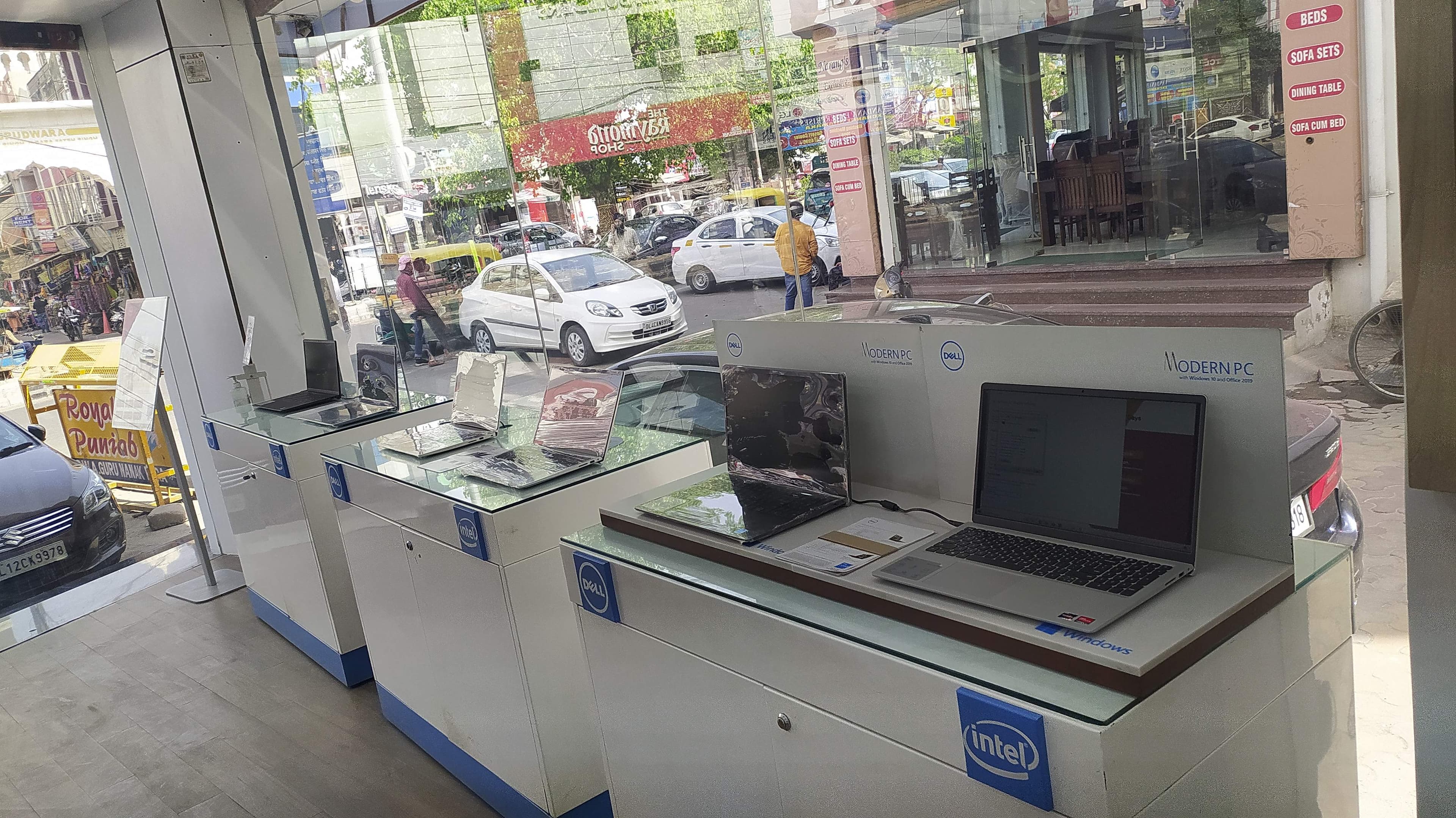 Dell Exclusive Store Tilak Nagar, New Delhi — photo 5