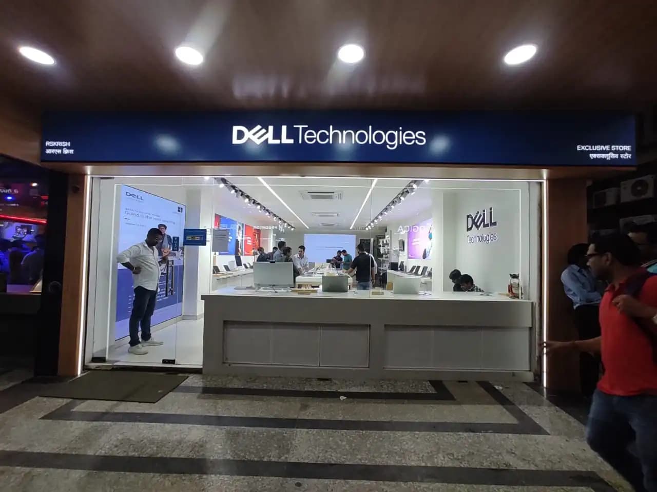 Dell Exclusive Store Nehru Place — photo 2