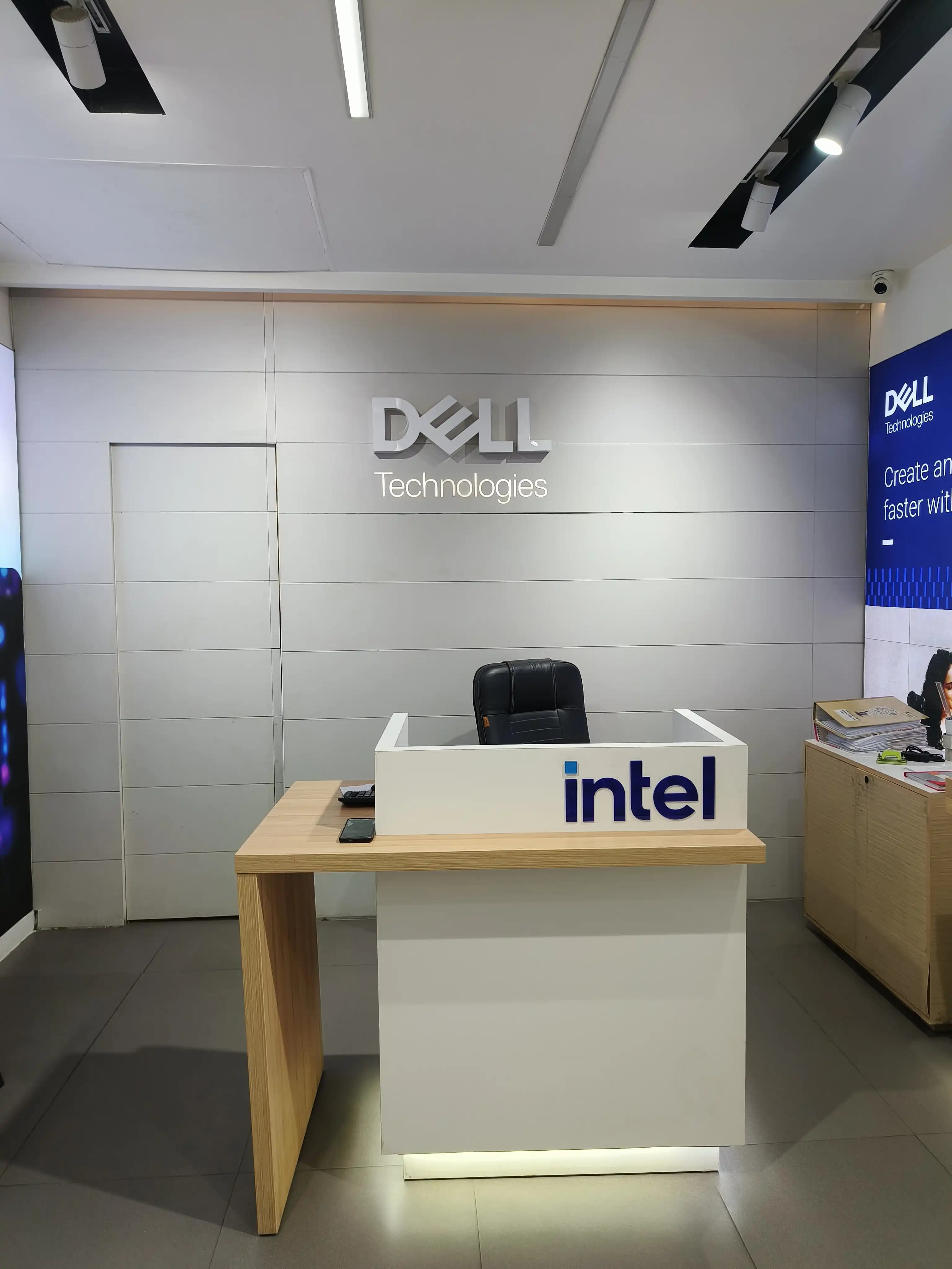Dell Exclusive Store V3S Mall, Vikas Marg — photo 2