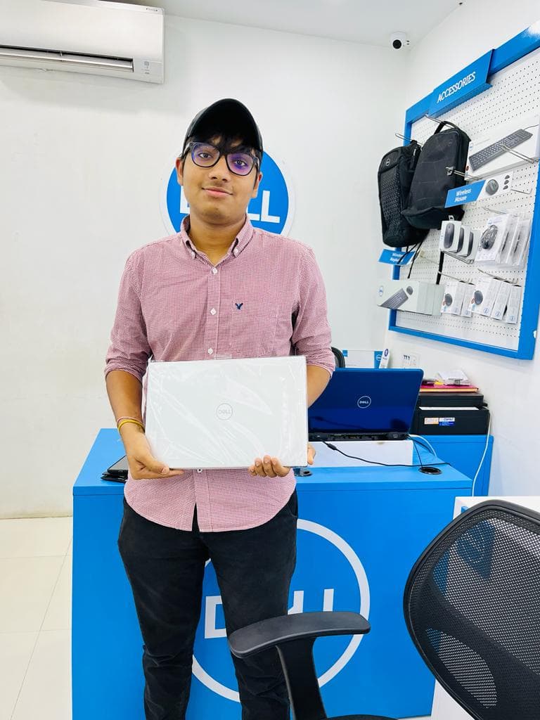Dell Exclusive Store OP Road, Baroda — photo 2