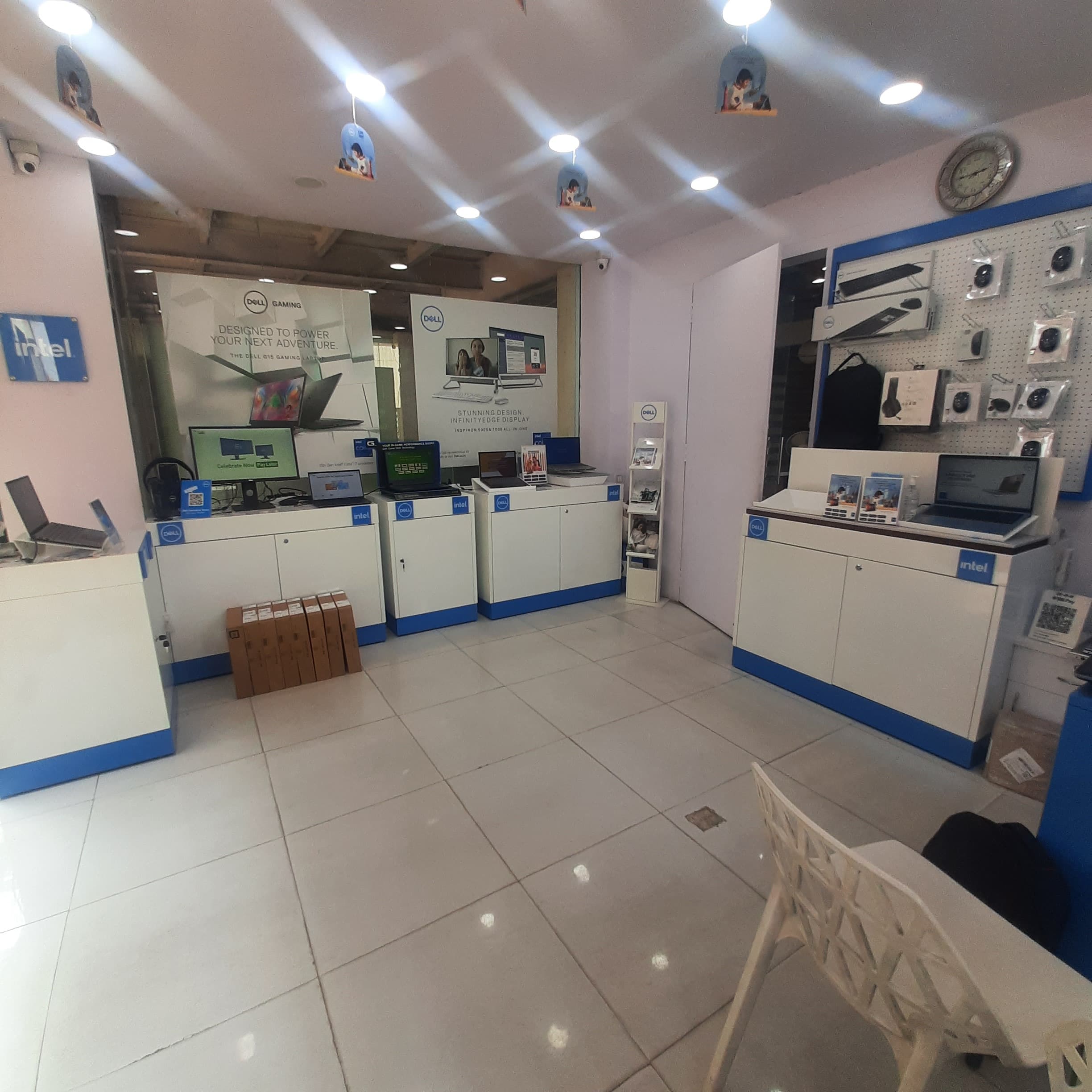 Dell Exclusive Store BTM Layout — photo 4