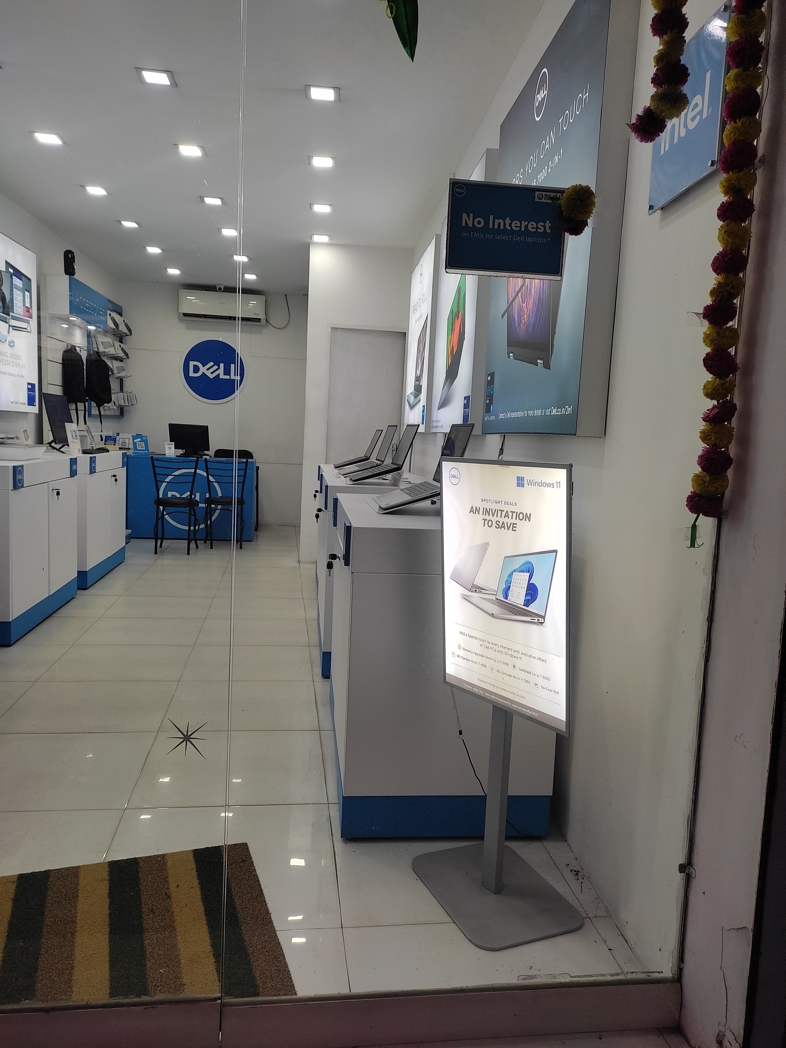 Dell Exclusive Store Ravipuram — photo 4