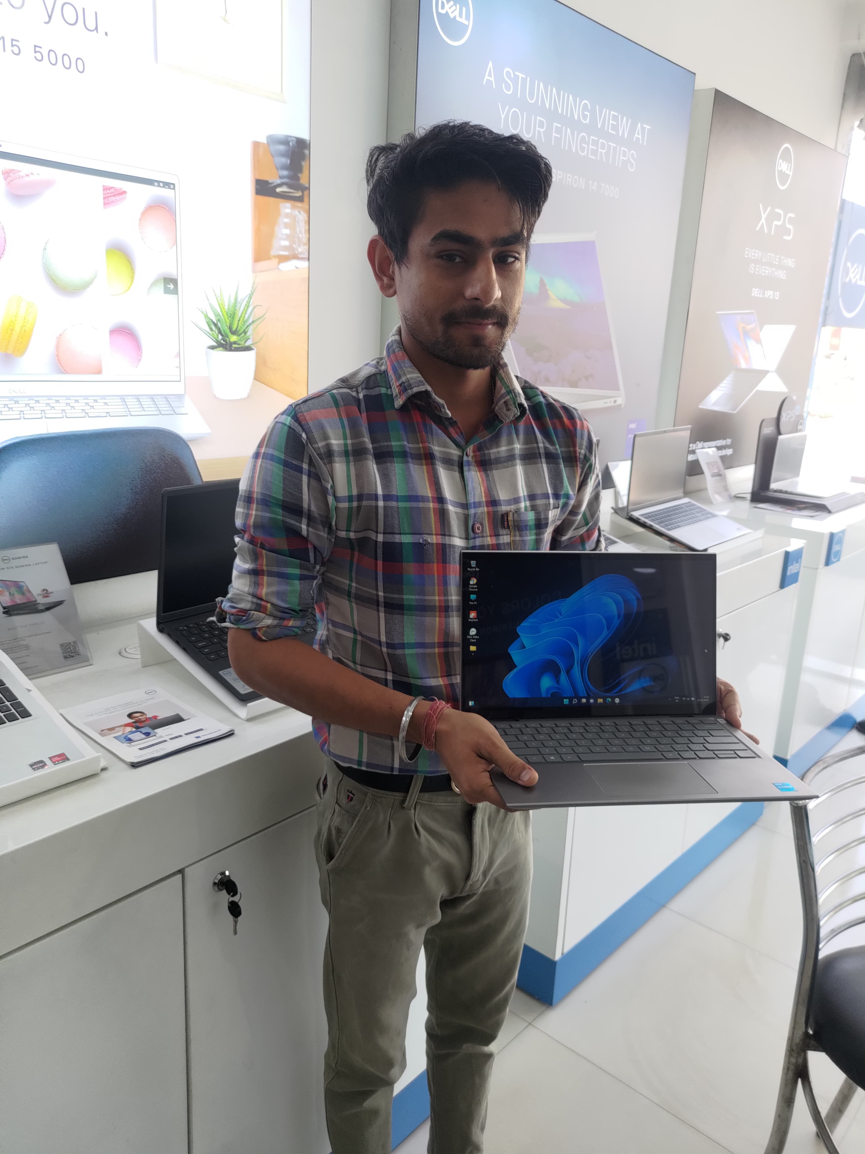 Dell Exclusive Store Vardhaman — photo 2