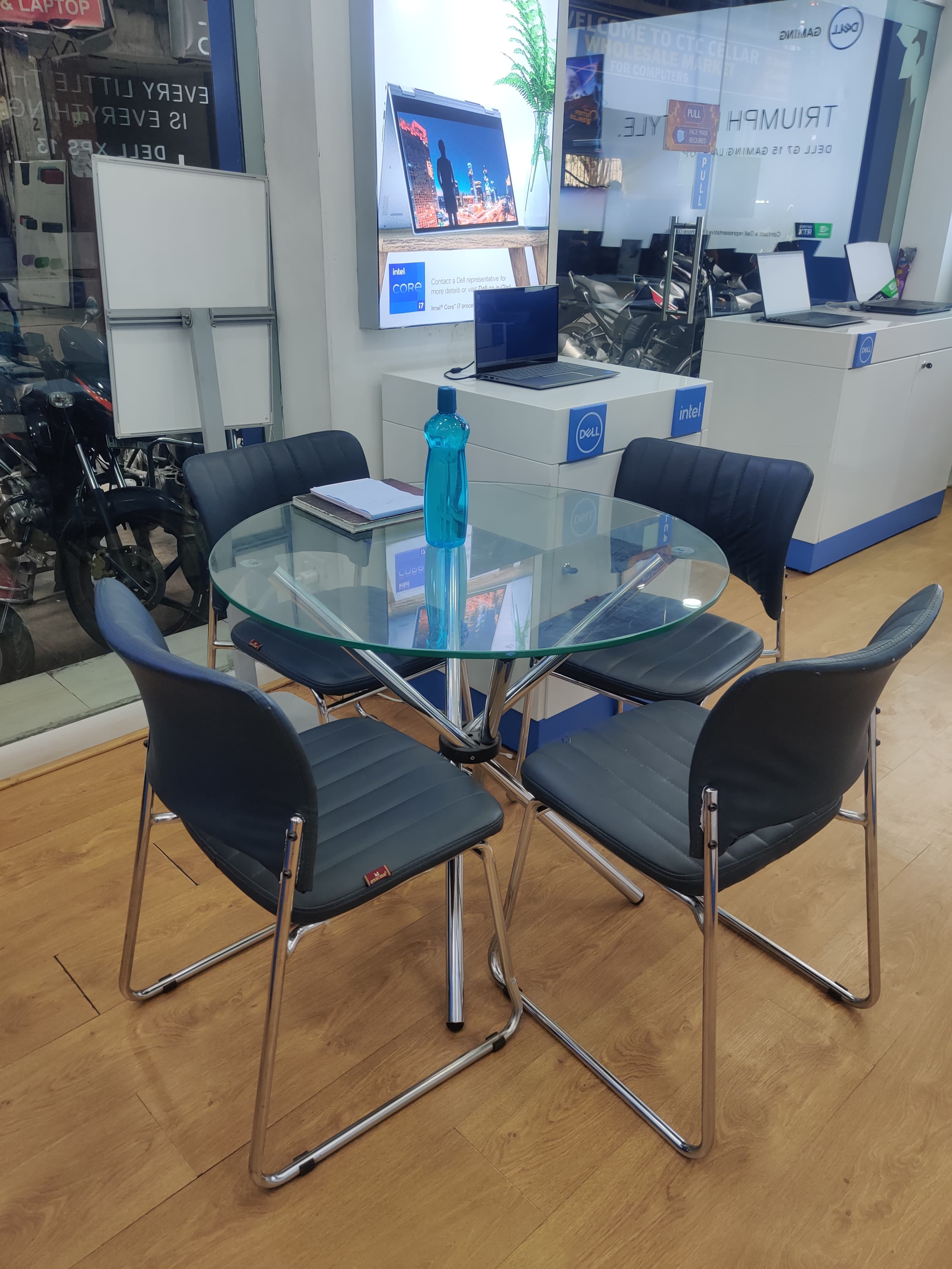 Dell Exclusive Store Parklane — photo 4