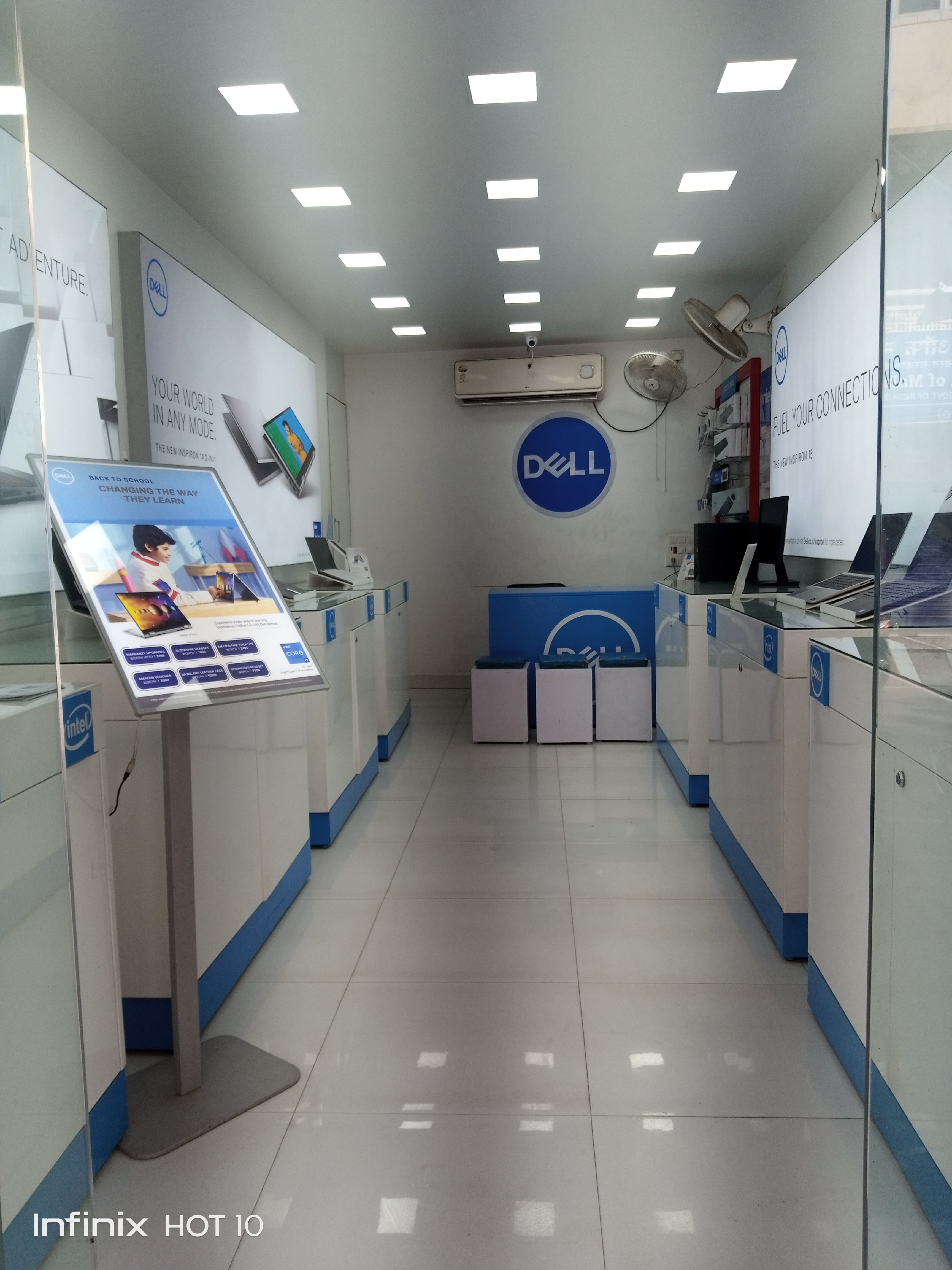 Dell Exclusive Store Banda — photo 5