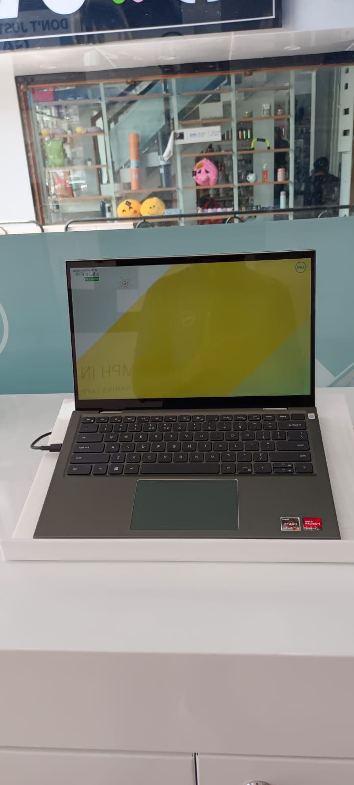 Dell Exclusive Store 18 South Tukoganj, Indore — photo 4