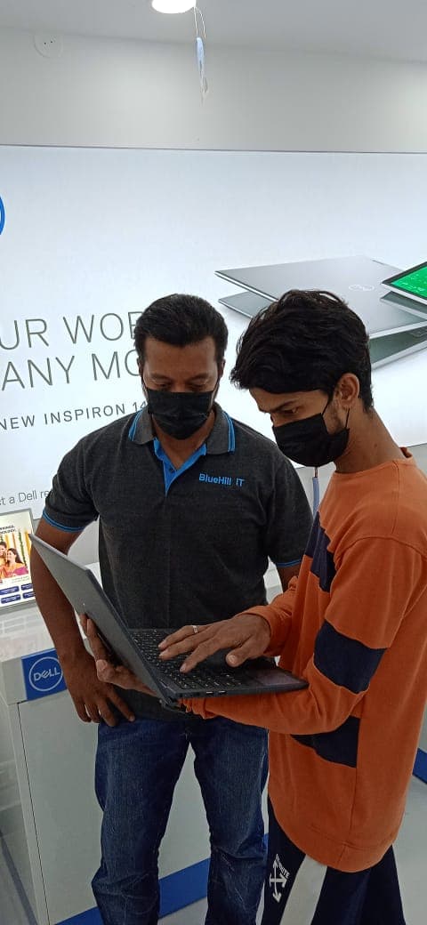 Dell Exclusive Store Brookfield / Whitefield — photo 3